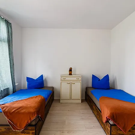 Apartment Gemuetliches Zuhause 2-zimmer-ferienwohnung Mit Geschirrspueler & Balkon Fuer Bis Zu 4 Personen
