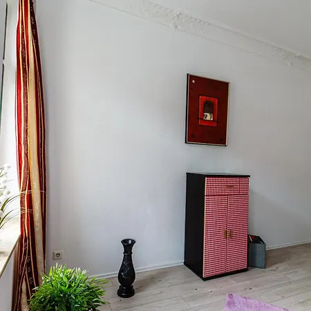 Gemuetliches Zuhause 2-zimmer-ferienwohnung Mit Geschirrspueler & Balkon Fuer Bis Zu 4 Personen Apartment